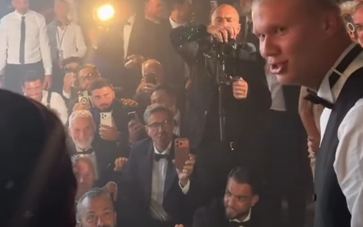 V&iacute;deo: Haaland puxa remada viking em casamento de Donnarumma