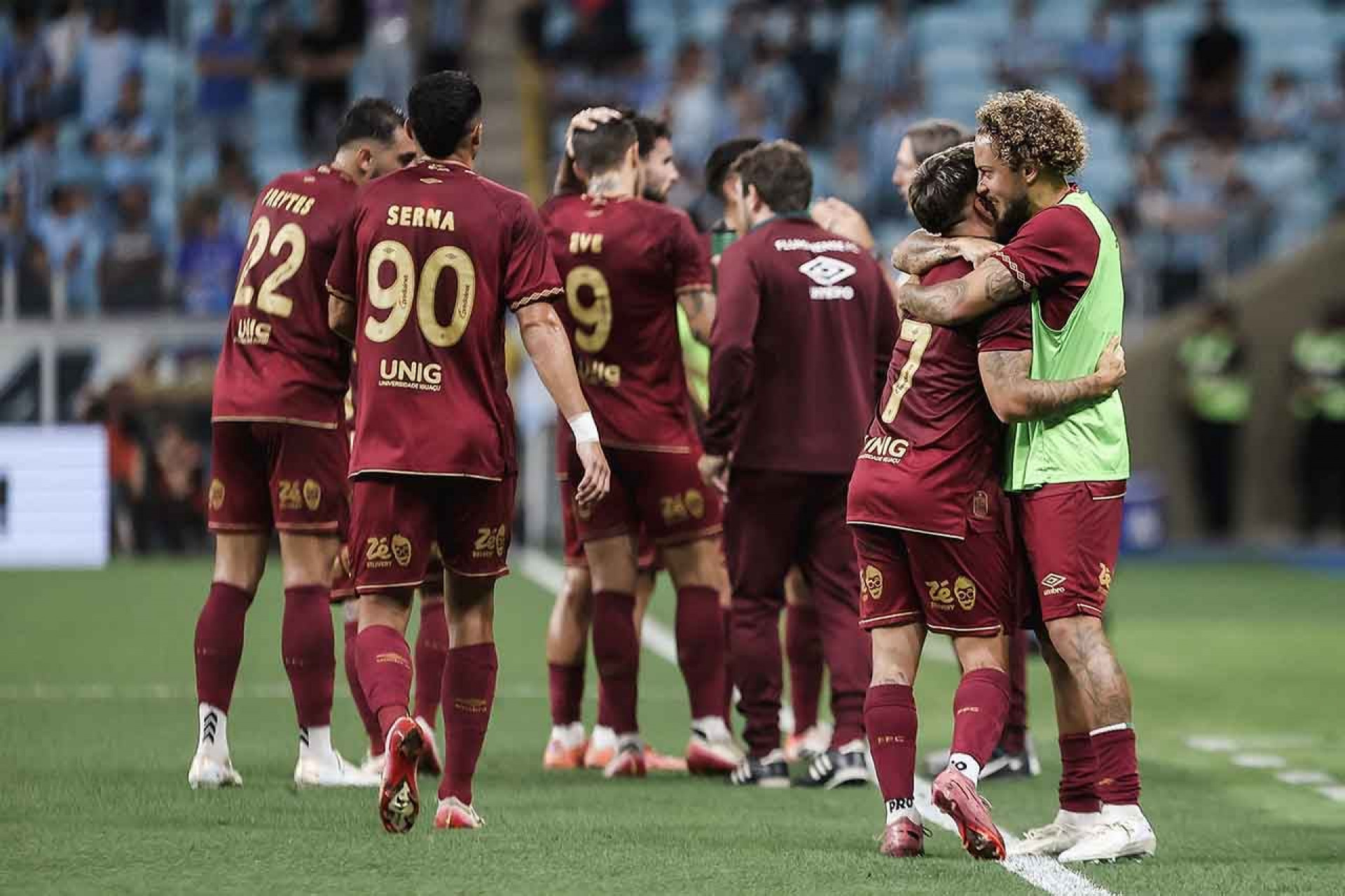 Vaga na Libertadores e show de Soteldo: a &uacute;ltima visita do Fluminense ao Gr&ecirc;mio pelo Brasileir&atilde;o