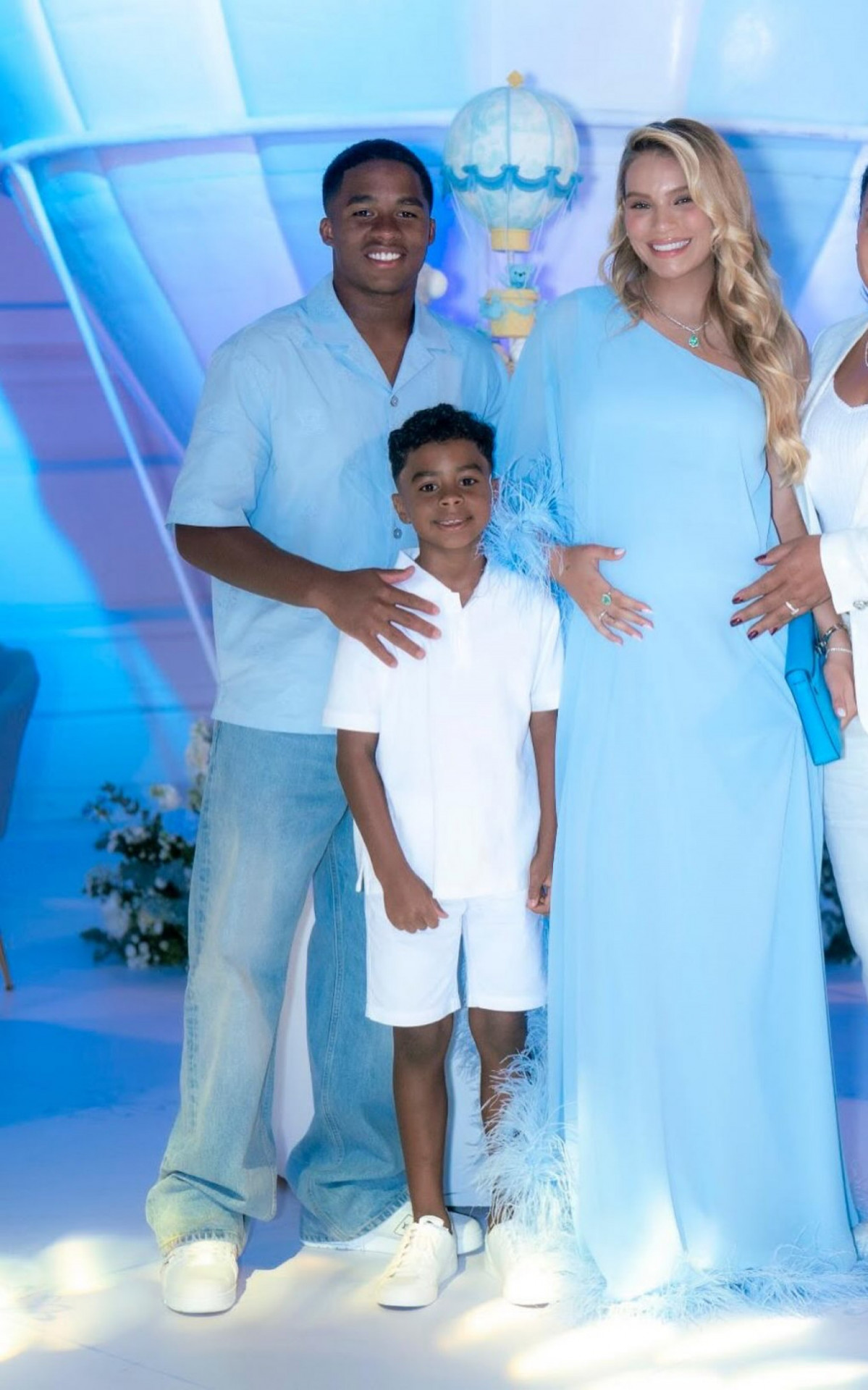 Endrick, o irm&atilde;o, a mulher Gabriely e sua m&atilde;e C&iacute;ntia - Reprodu&ccedil;&atilde;o / Instagram