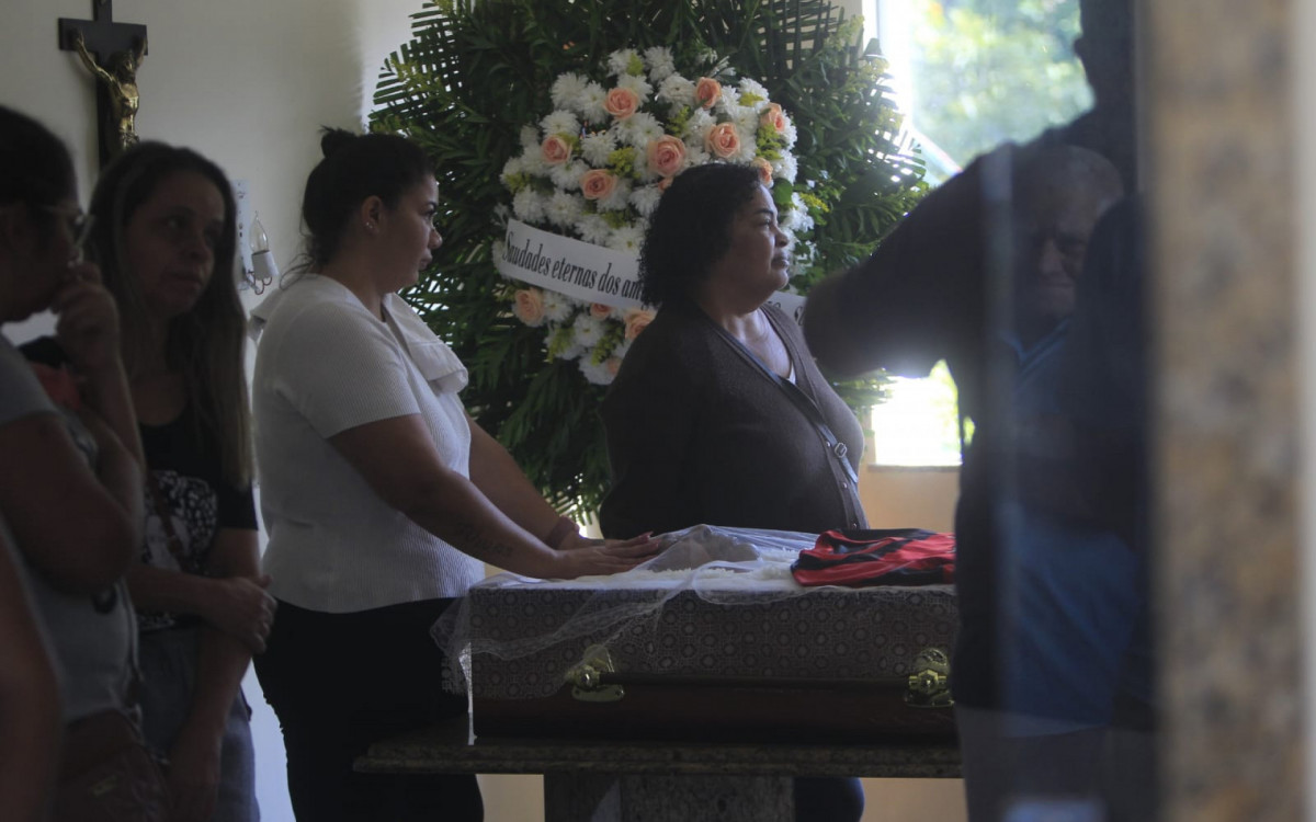 Velório de João José da Silva, morto após ser atingido por tiro após confronto na Chácara do Céu. - Reginaldo Pimenta/Agência O DIA
