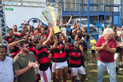 Flamengo supera Vasco nos pênaltis e conquista tricampeonato da Brasil Soccer Cup em Macaé