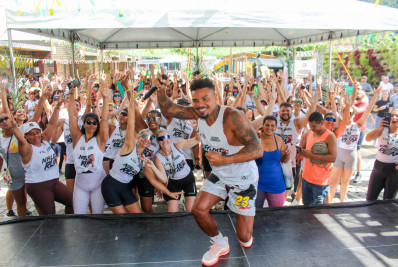 Cantor Naldo agita Guapimirim com corrida