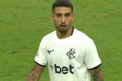 Botafogo: Santi Rodríguez se recusa a entrar, mas volta atrás, diz TV