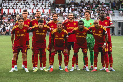 Cortado da Copa, Wesley volta a jogar pela Roma e é expulso