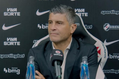 Pedro Emanuel revela o que mais o preocupou no primeiro tempo do Vasco