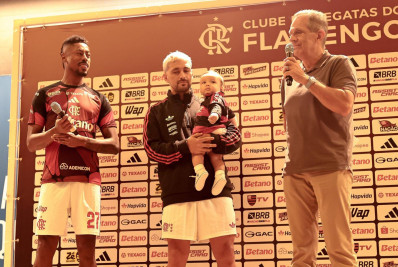 Bap anuncia que Arrascaeta ganhará busto no Flamengo