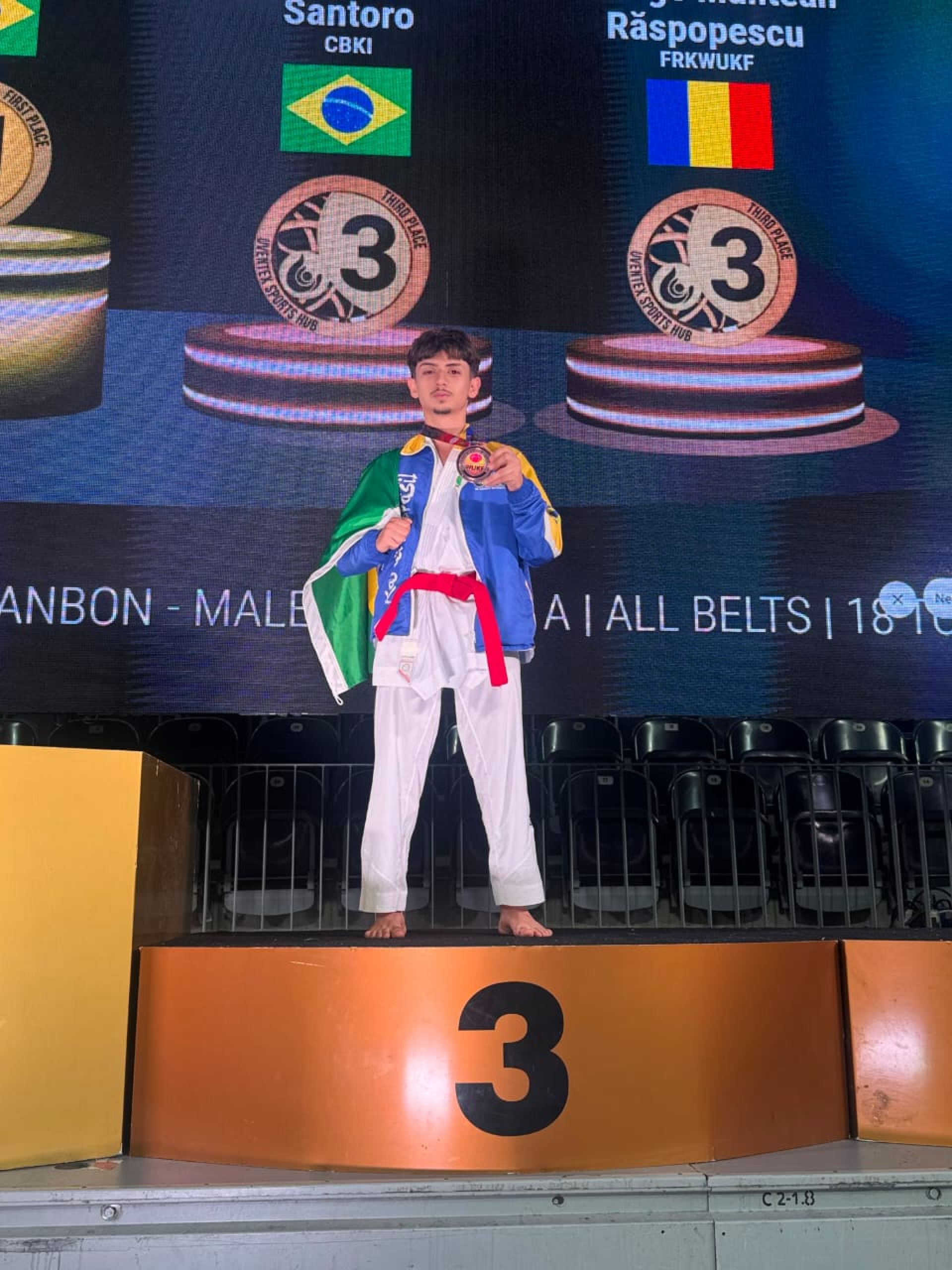 Angra fatura medalha e pódio no mundial na Romênia