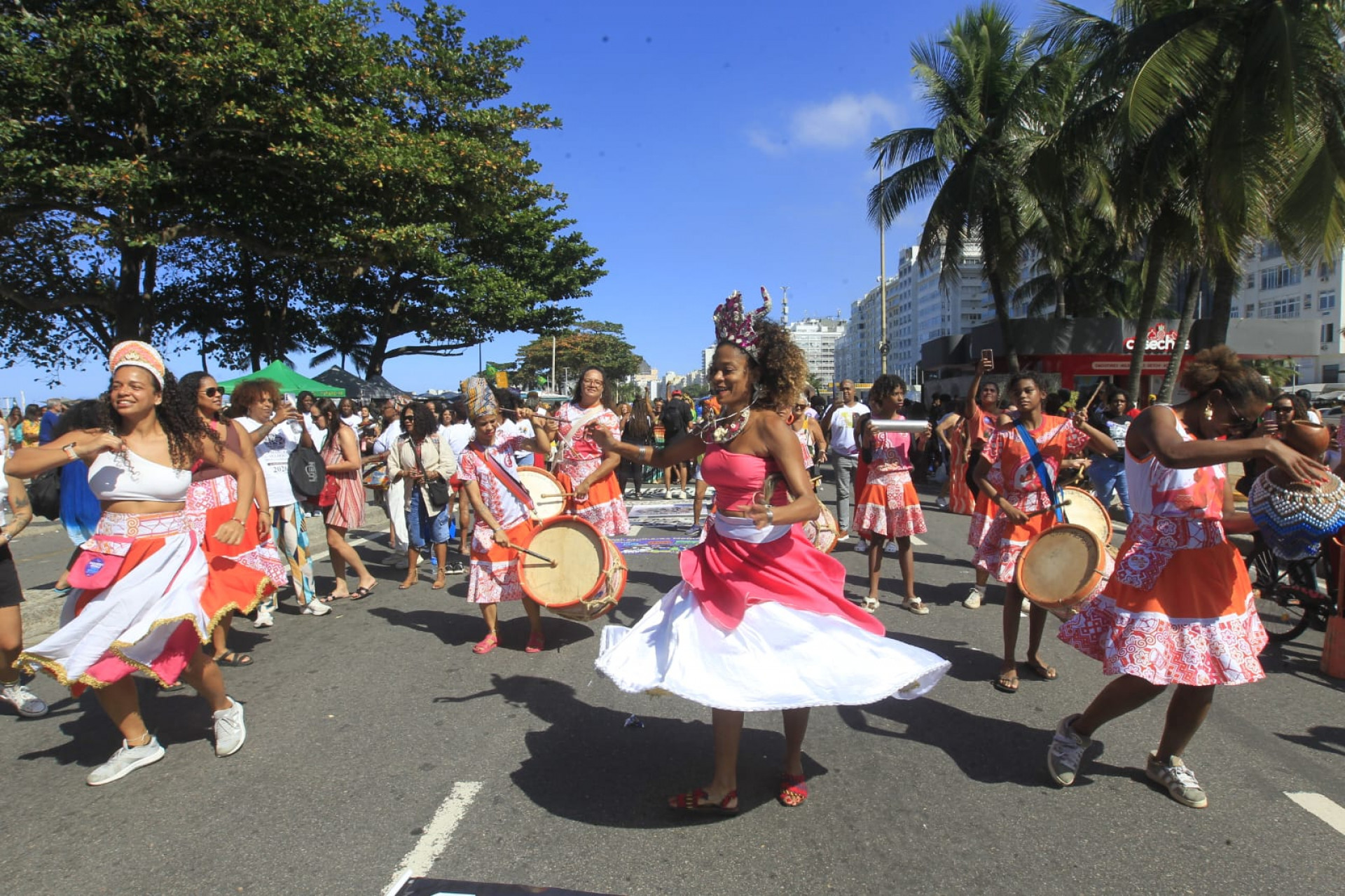 Marcha das Mulheres Negras reúne centenas em Copacabana - Reginaldo Pimenta / Agência O DIA