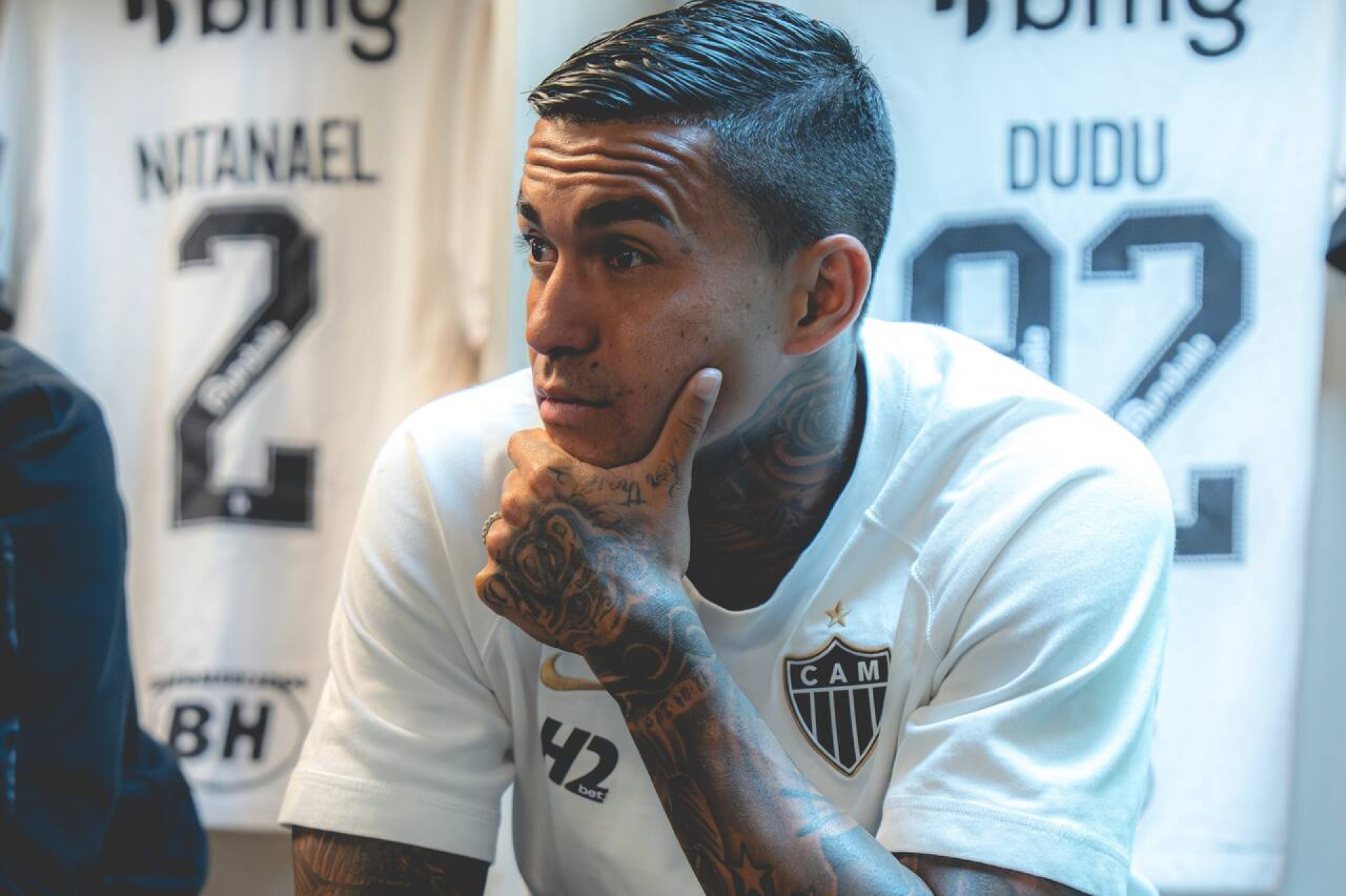 Dudu abre o cora&ccedil;&atilde;o ap&oacute;s reencontro com a torcida do Palmeiras no Nubank Parque