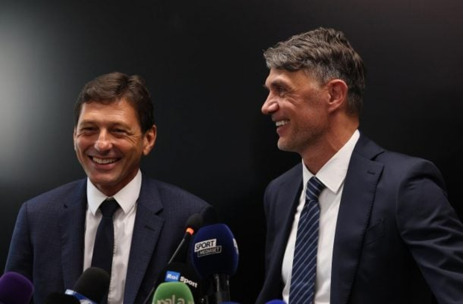 It&aacute;lia vive nova crise, e Maldini e Leonardo deixam a federa&ccedil;&atilde;o