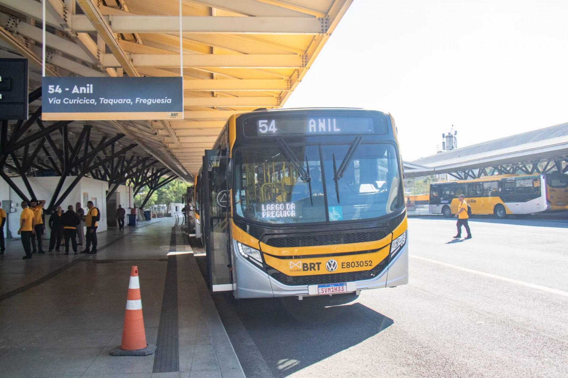 Passageiros avaliaram o primeiro dia útil da linha Centro Olímpico x Anil - Érica Martin / Agência O DIA