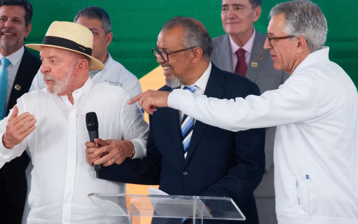 Visita do presidente Lula e do diretor-geral da OMS Tedros Adhanon, ao Hospital do Andaraí, Zona Norte do Rio de Janeiro, na tarde desta terça-feira (28).