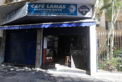 Bares se unem para ajudar na reconstrução do tradicional Café Lamas