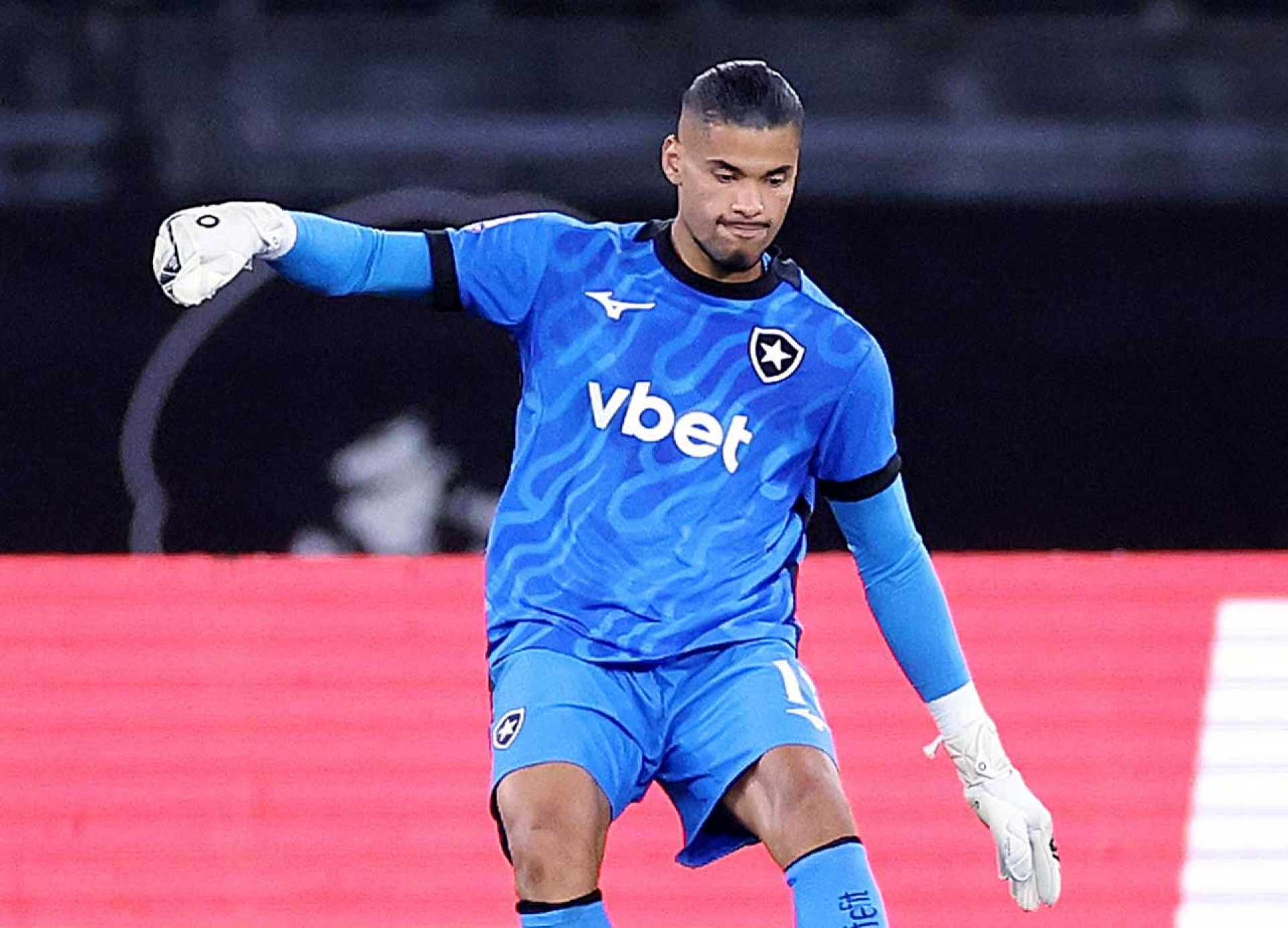 Warleson conta como ludibriou Kaio Jorge na vit&oacute;ria sobre o Cruzeiro