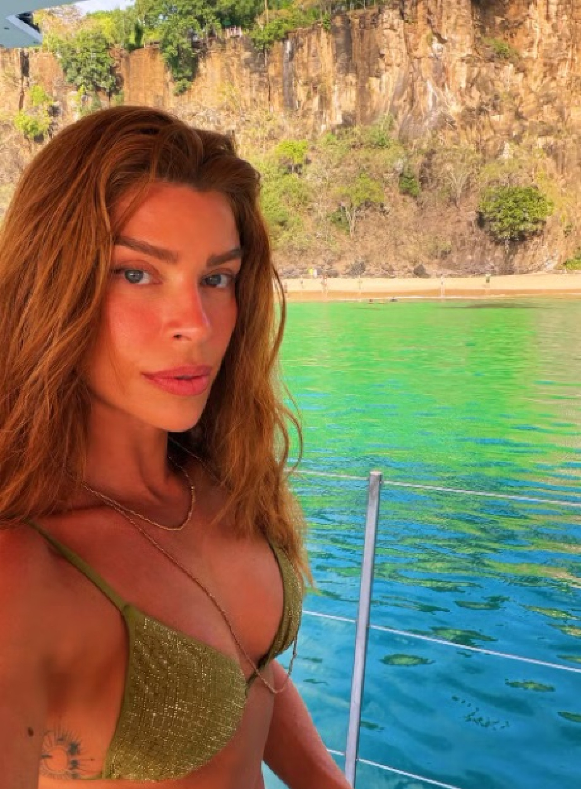 Grazi Massafera pratica yoga em Fernando de Noronha e encanta fãs - Reprodução Instagram