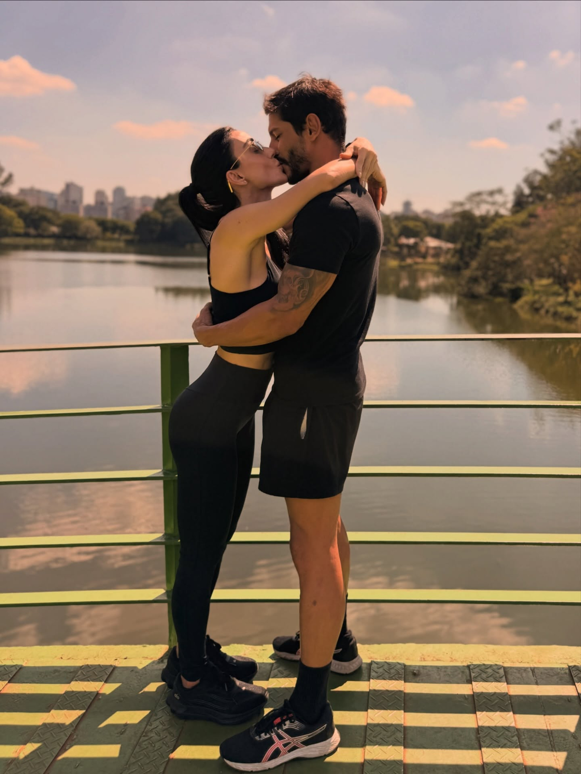 Michelle Barros e Shia Phoenix - Reprodução do Instagram