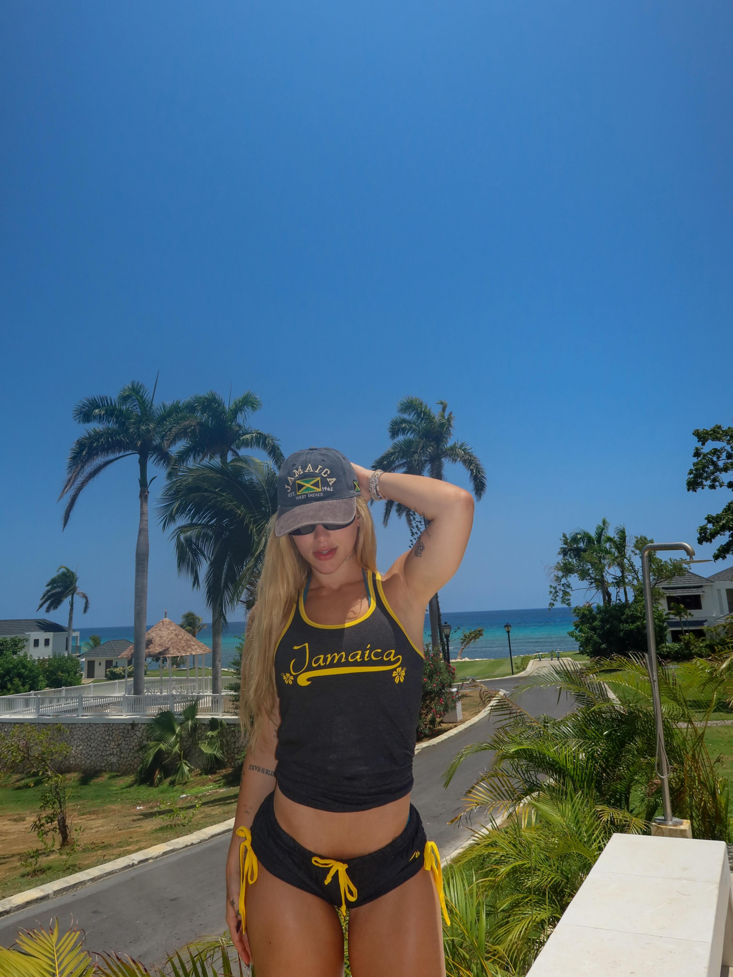 Virginia Fonseca exibe bumbum na nuca em cliques na Jamaica - Reprodução / Instagram