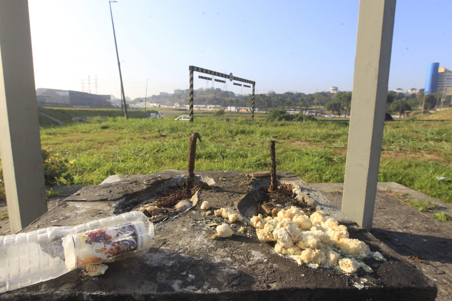 Local onde ficava a estátua de São Cristóvão - Reginaldo Pimenta/Agência O DIA