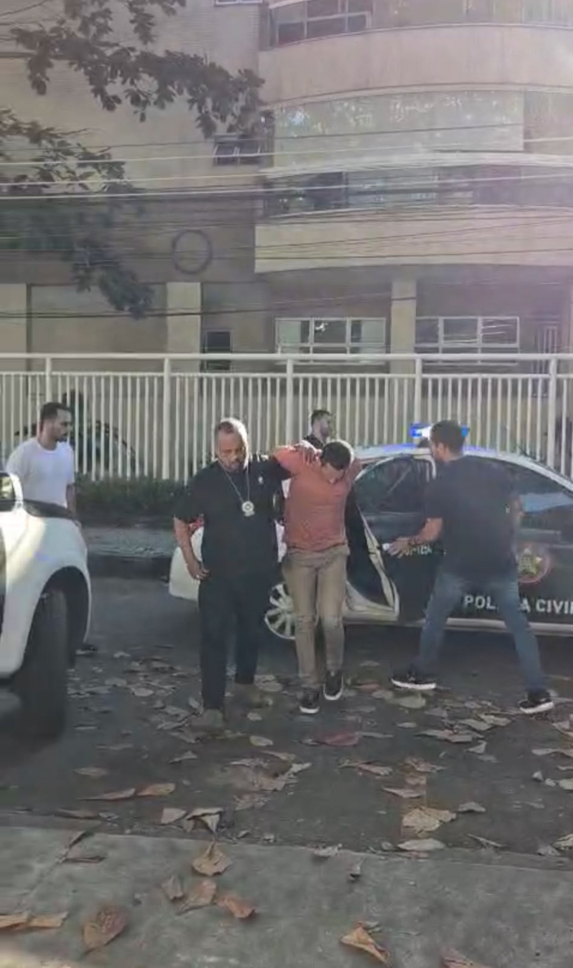 Leandro Jesus dos Santos foi preso na Rodoviária Novo Rio quando tentava fugir do estado