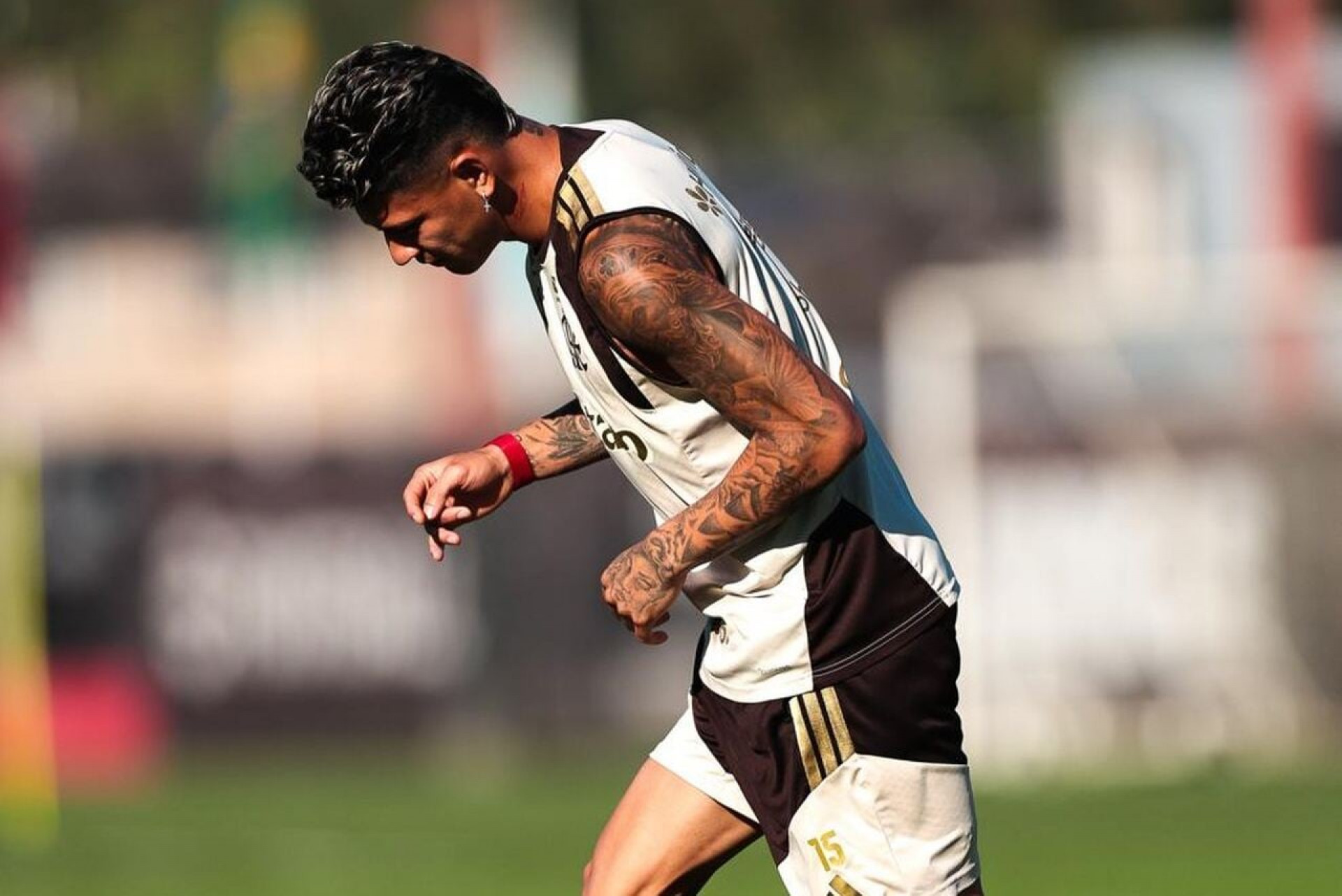 Com retornos e aus&ecirc;ncias, Flamengo divulga relacionados para pegar o Inter