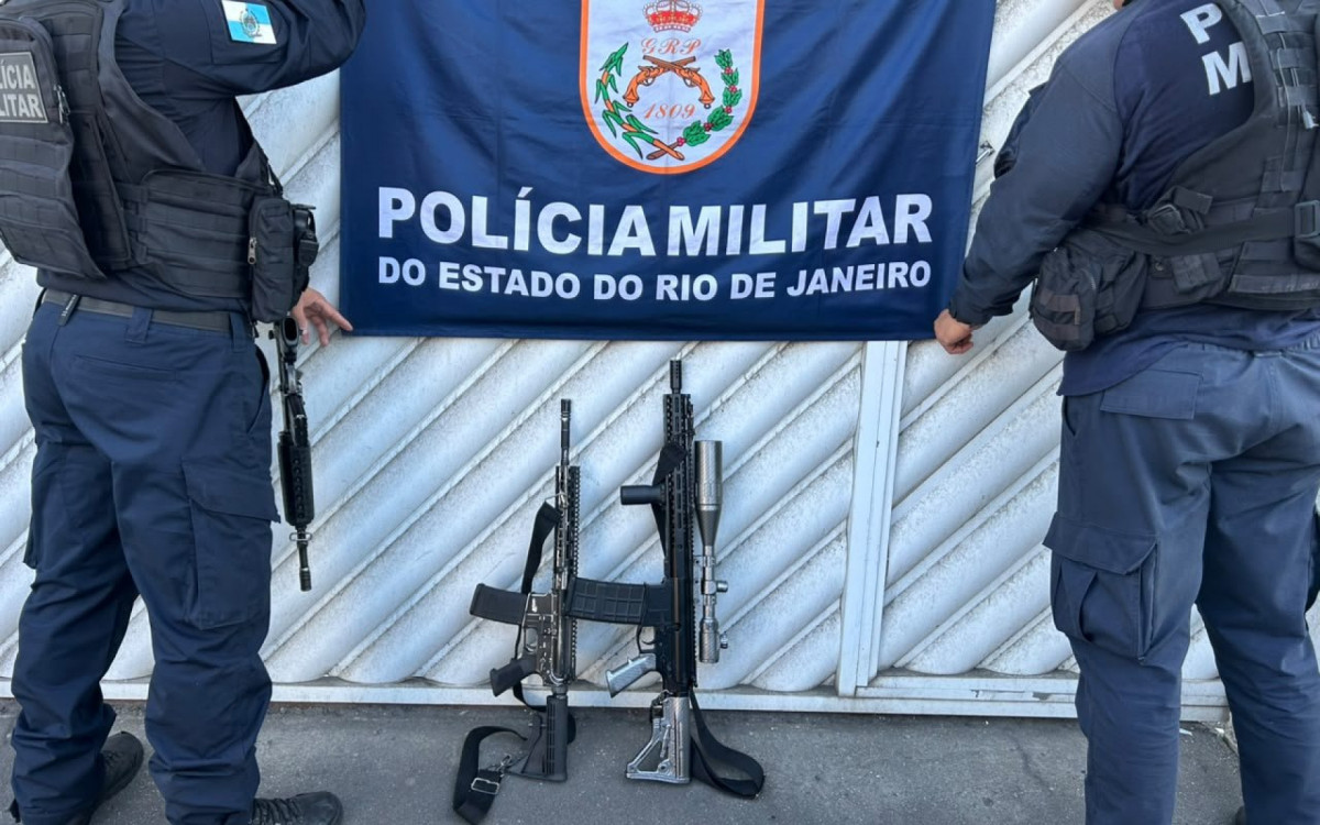 PMs apreenderam dois fuzis na Vila Aliança