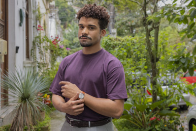 Lucas Leto será médico dividido entre amor e carreira em 'Por Você'