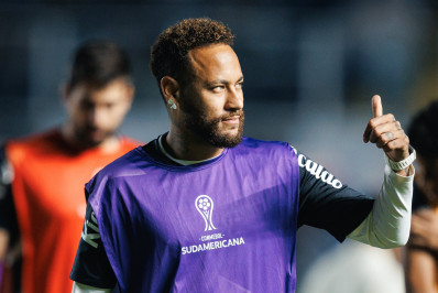 Neymar explica cobrança ao elenco e diz que não joga mais na Seleção