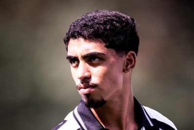 Joia da base pode ser aproveitada por Franclim Carvalho no Botafogo