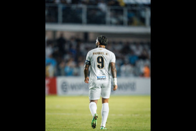 Gabigol minimiza cobranças de Neymar no Santos: ‘Obrigação dele’