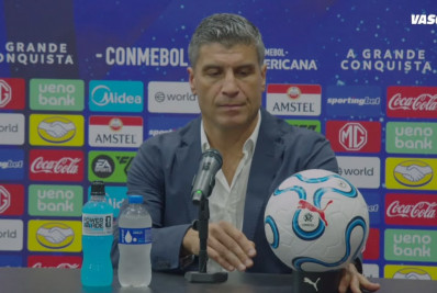 Pedro Emanuel analisa vitória e vê 'jogo muito competente' do Vasco