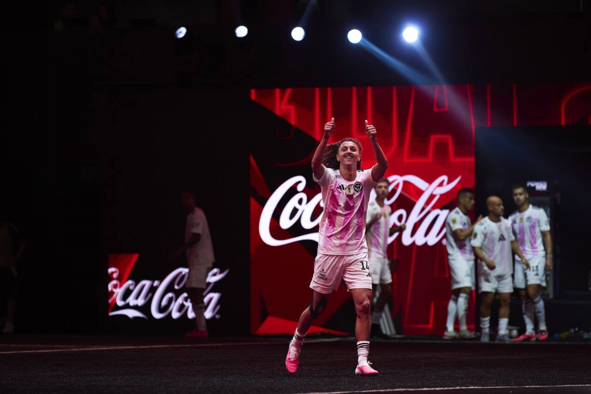 Furia atropela e se classifica no Mundial de Clubes da Kings League: 11 a 2