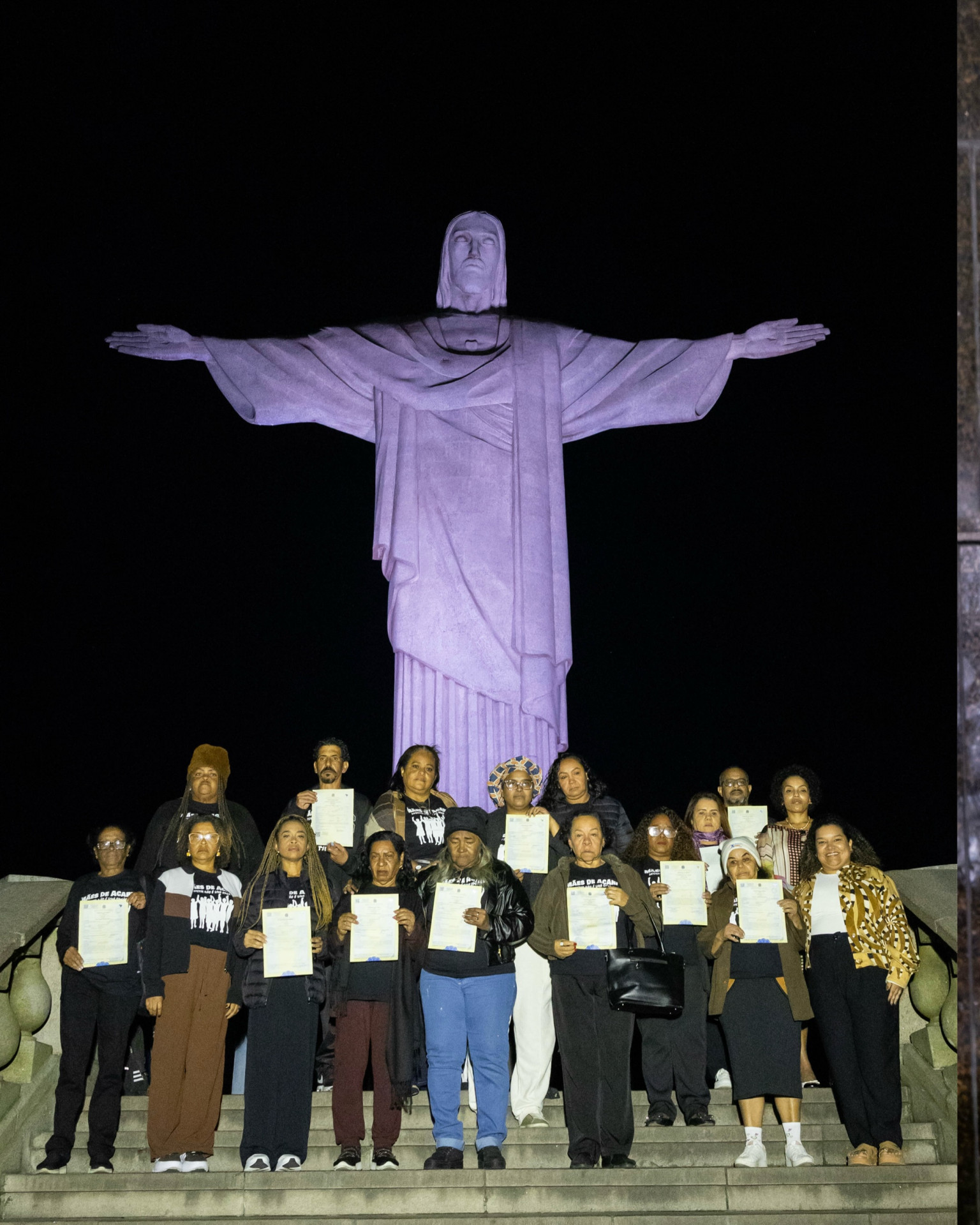Mães de Acari recebem certidão de óbito de vítimas de chacina depois de 36 anos - Guilherme Silva / Santuário Cristo Redentor
