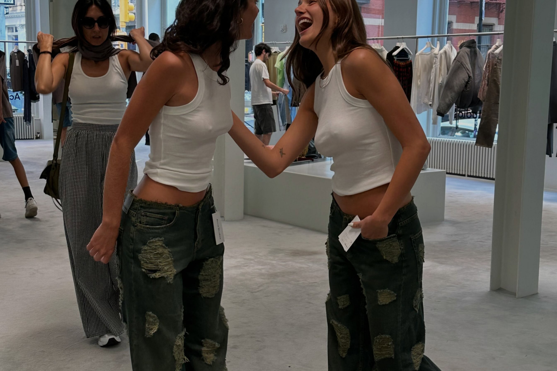 Bruna Marquezine abre álbum com Sasha  - Reprodução / Instagram