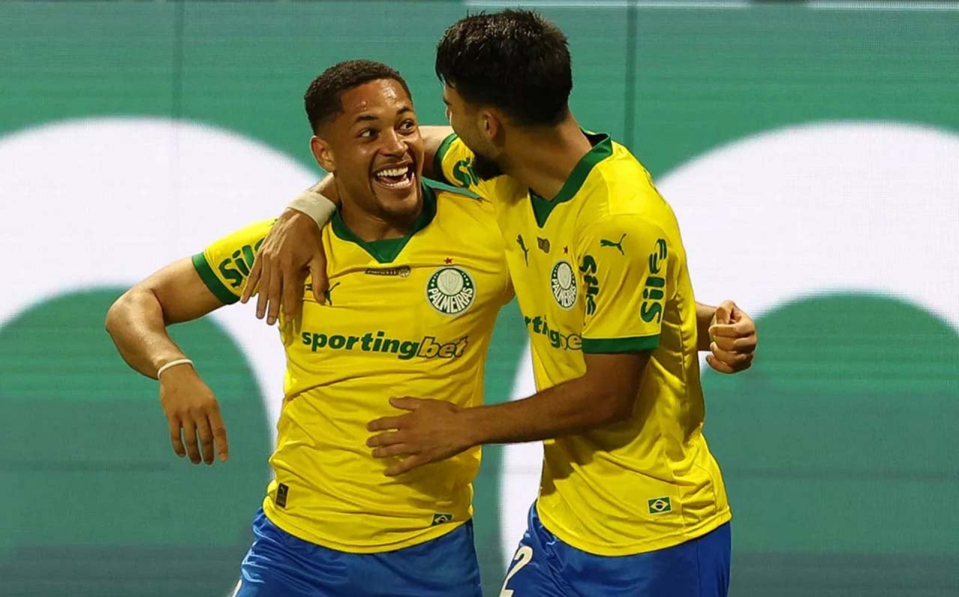 Abel busca Palmeiras mais agressivo e aposta na volta da dupla Flaco-Roque