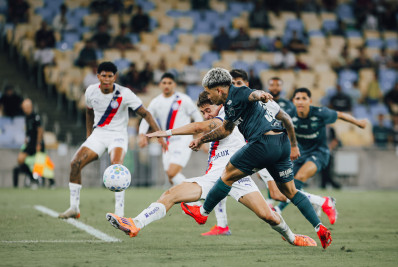 Soteldo avalia briga por titularidade e elogia elenco do Fluminense