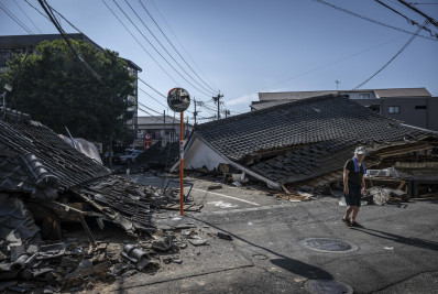 Calor atrapalha resgate após terremoto deixar 34 mortos no Japão
