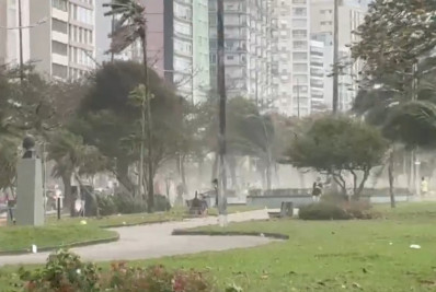 Cidade de SP ainda tem imóveis sem energia após ventania
