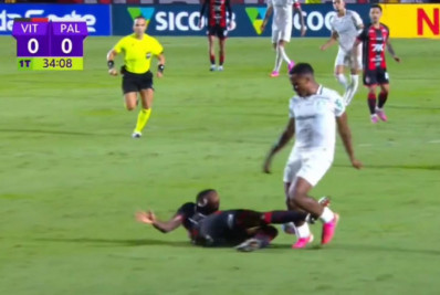 CBF divulga áudios do VAR em lances polêmicos de Vitória x Palmeiras
