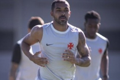 Paulo Henrique aborda oferta de clube grego: 'Focado no Vasco'