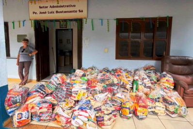 FanFest de Amanda Amado transforma música em solidariedade e deixa legado de 3 toneladas de alimentos em Macaé
