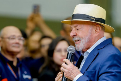 Paraguai convoca embaixador do Brasil após fala de Lula