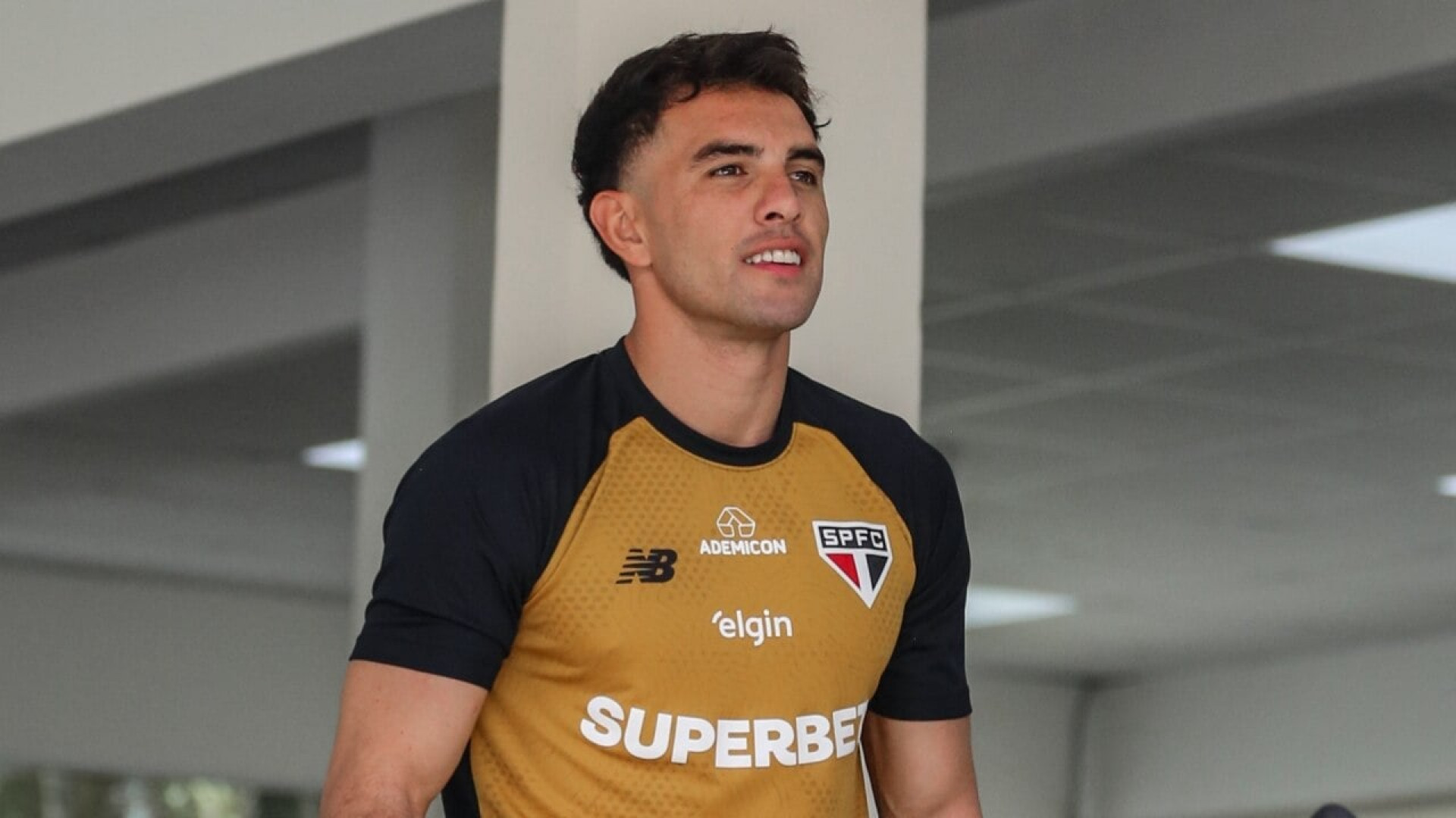 Trocas que resultaram na sa&iacute;da de Galoppo n&atilde;o geram frutos ao S&atilde;o Paulo