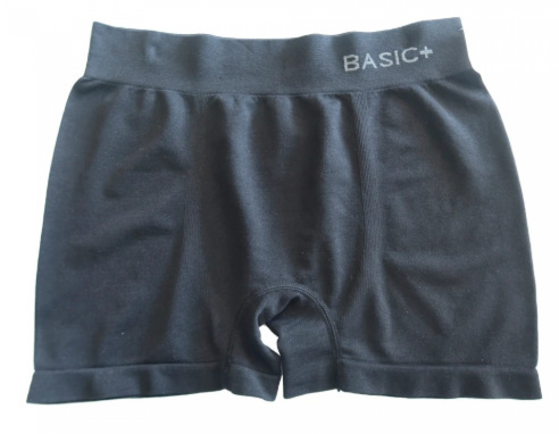Americanas oferece alternativas, como a Cueca Boxer Poli&eacute;ster Basic+, por R$ 8,99 - Reprodu&ccedil;&atilde;o