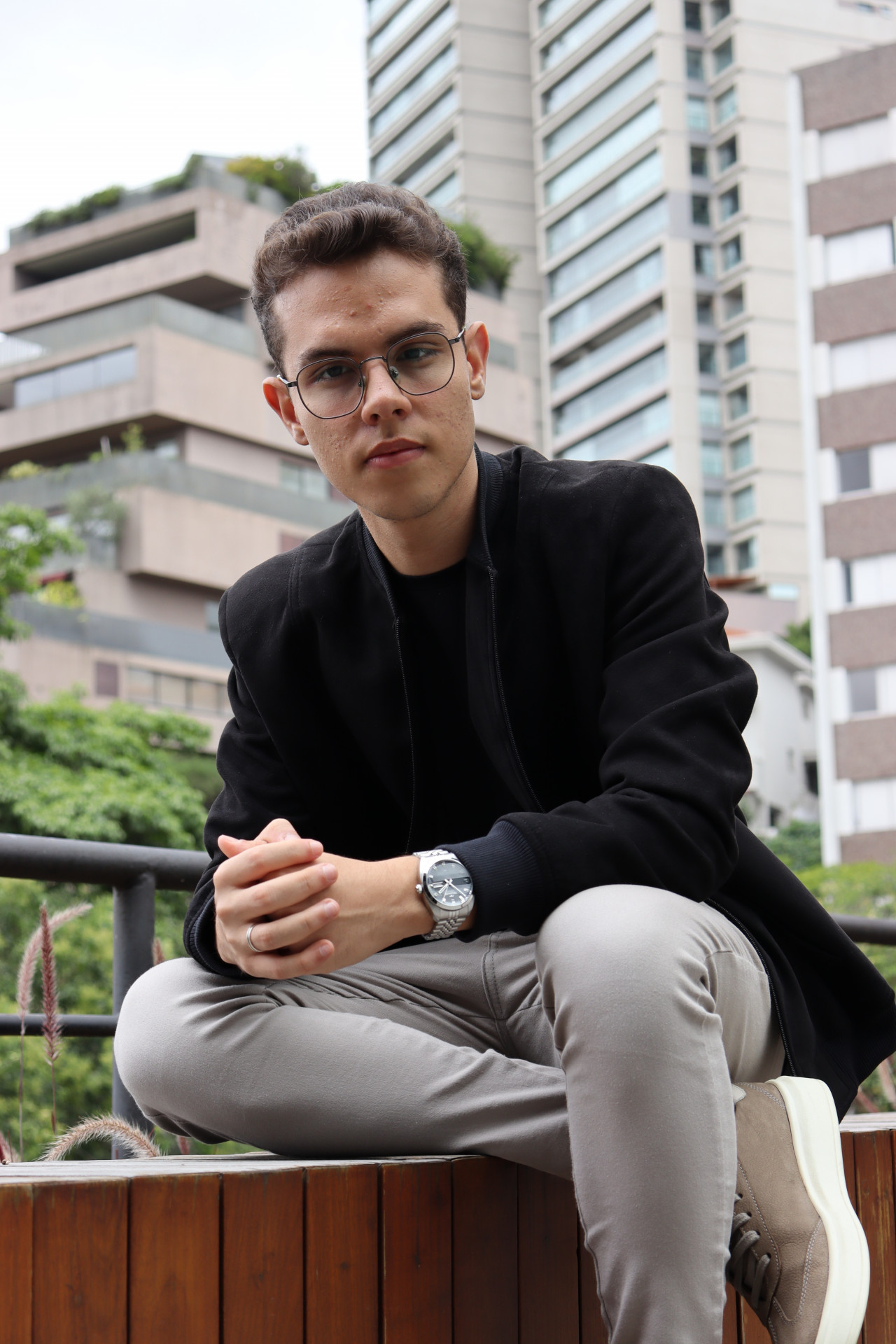 Deivyd Barros é criador da empresa de educação financeira Investeens