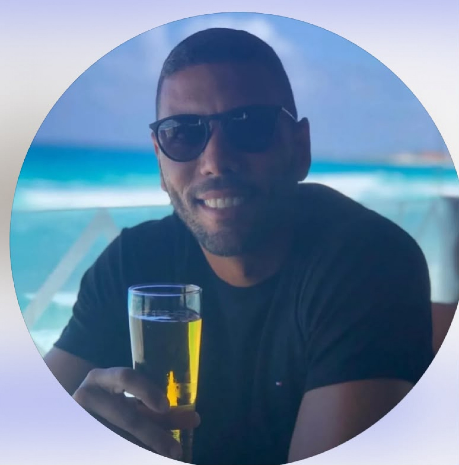 Vandré Cordeiro também morreu ao ser atingido pelo muro em Santa Teresa - Reprodução / Redes Sociais