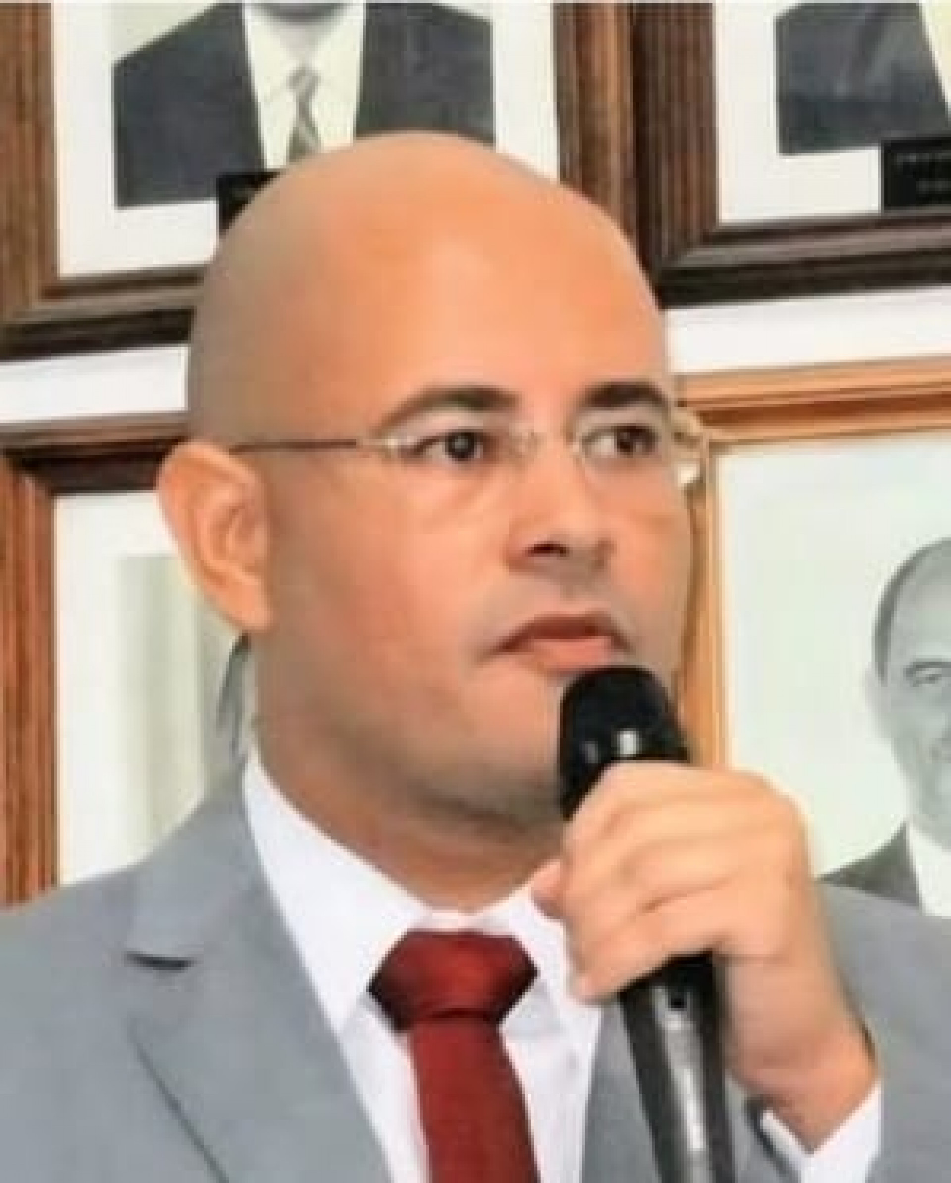 Rodrigo Santos Bondim - Divulga&ccedil;&atilde;o/Reprodu&ccedil;&atilde;o Rede Social