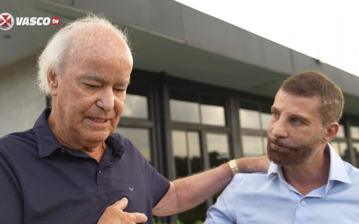 Antônio Lopes ao lado do presidente Pedrinho