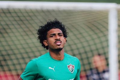 John Kennedy desfalca Fluminense em sequência decisiva