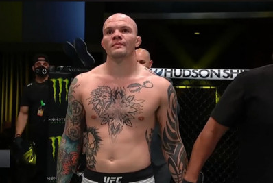 Ex-desafiante ao cinturão do UFC é preso nos EUA por violência doméstica; entenda