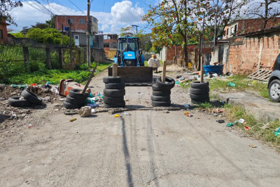 Ação remove aproximadamente 10 toneladas de barricadas em São Gonçalo
